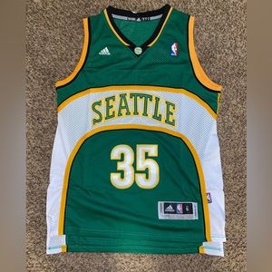 Kevin Durant Seattle Super Sonics Jersey
Men’s Size Small